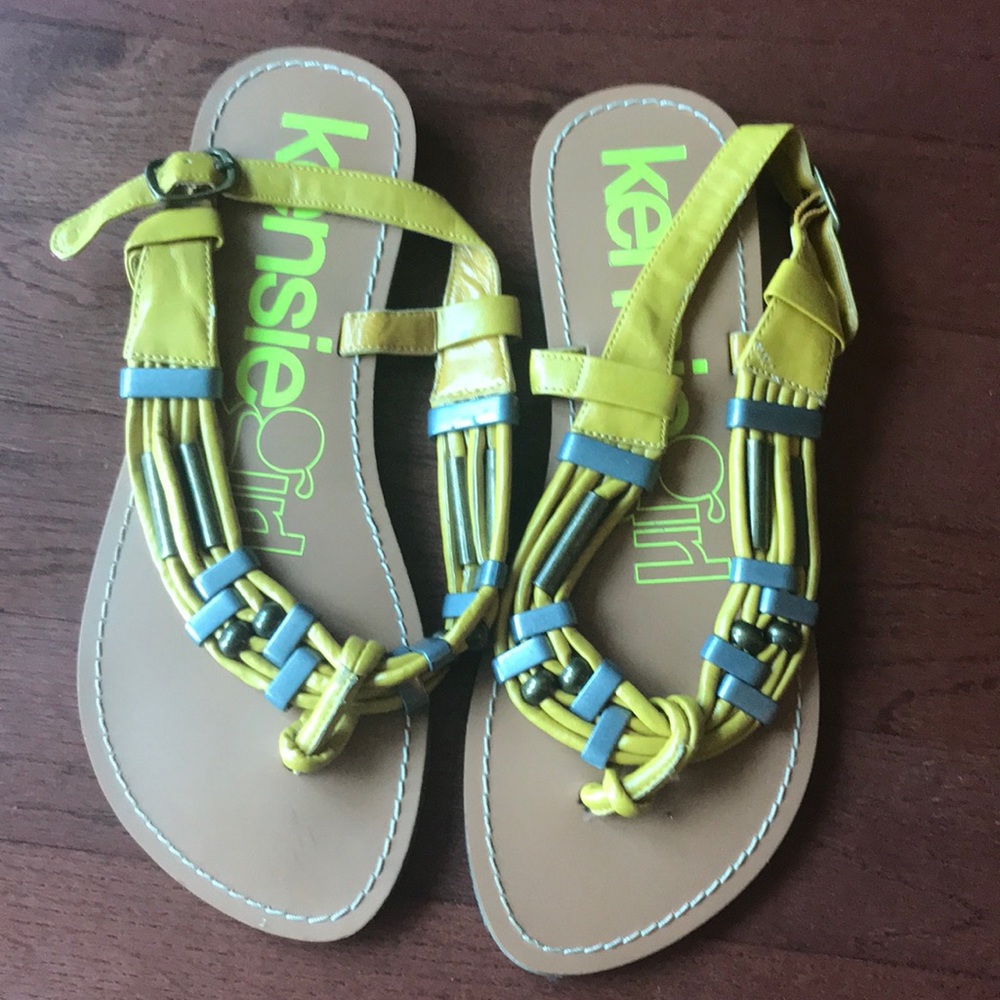 Kensie Girl sandals